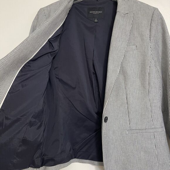 Banana Republic Classic Fit Striped Blazer Size 6 Gray White Classic Preppy - Picture 6 of 10